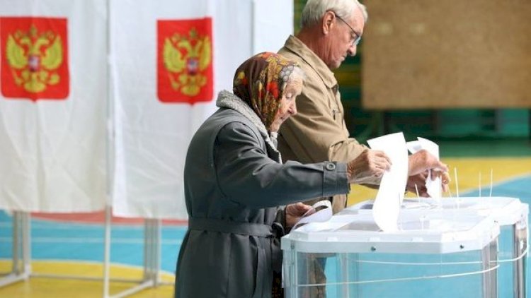   Rusiyada prezident seçkisi üçün səsvermə başladı   