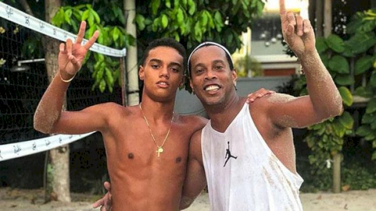    Ronaldinyonun oğlu “Barselona”nın əsas komandasında    