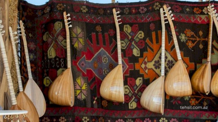    Tanınmış aşıqla müğənni arasında QALMAQAL: “Şərəfsiz təlxək, and olsun...“   