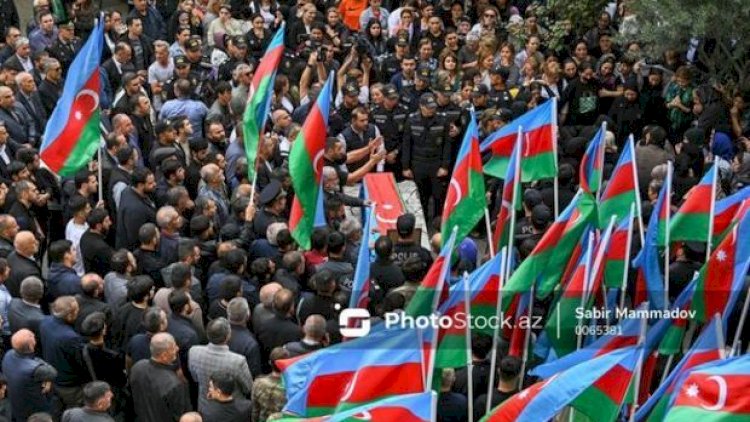    Xocalıda qalıqları aşkarlanan yeddi nəfərlə vida mərasimi keçirilib   