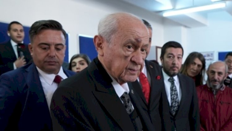    Devlet Bahçeliyə nə olub?    