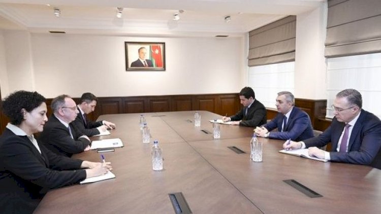    Samir Nuriyev Asiya İnkişaf Bankının departamentinin Baş direktoru ilə görüşdü   