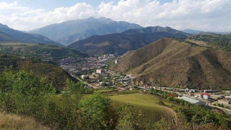    Sərhəddə atışma: Paşinyanın kəndlərlə bağlı planı ortaya çıxdı   