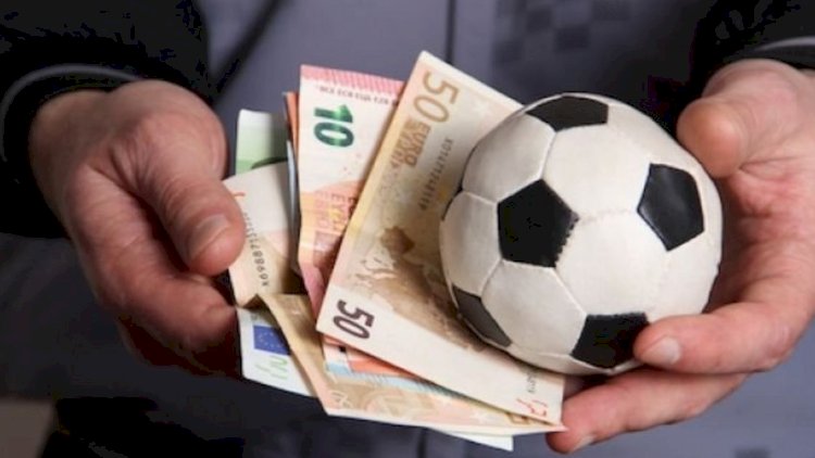    Mərc oynadıqları üçün 5 futbolçu klubdan qovuldu   