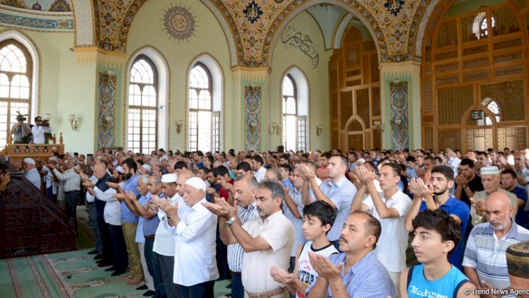    Fitrə necə, nə vaxt və nə qədər çıxarılır? - İlahiyyatçı açıqladı   