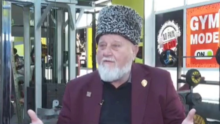    50 il sonra müsəlman oldu:  “26 ildir oruc tuturam”   