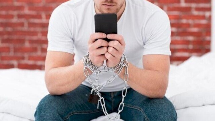    Siz də telefonsuz qala bilmirsiniz? - Deməli, bu xəstəliyə tutulmusunuz   