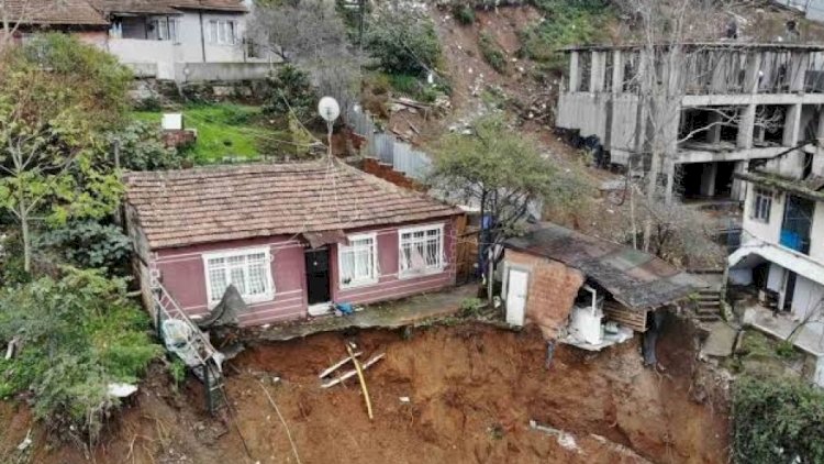    İstanbulda torpaq sürüşməsi baş verdi   