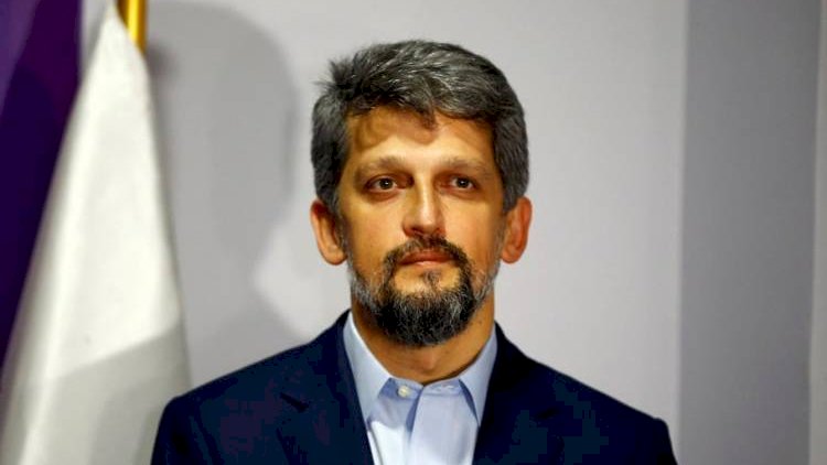    Türkiyənin keçmiş erməni deputatı kilsədən qovuldu    