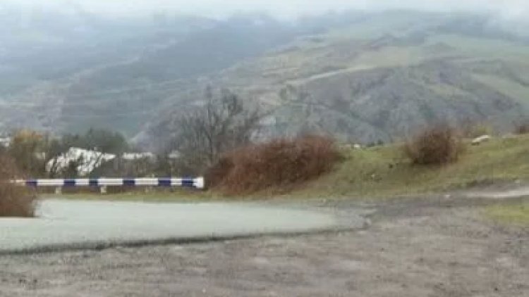    Sərhəd kəndinə kimsə buraxılmır   