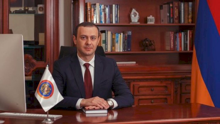    Ermənistan Təhlükəsizlik Şurasının katibi Rusiyaya getməkdən imtina etdi   