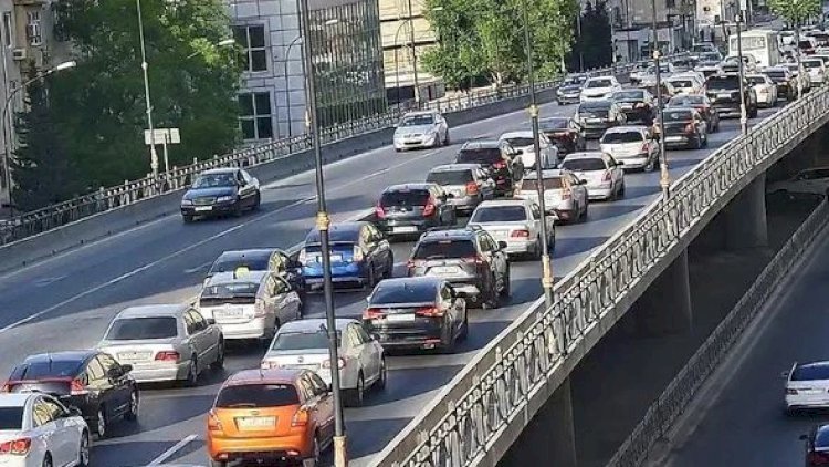    Paytaxtın bu yollarında sıxlıq var - SİYAHI   
