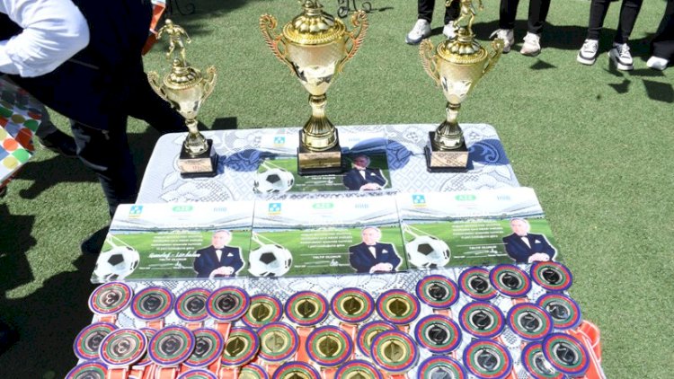    Paytaxtın abad məhəllələrində mini futbol yarışları başa çatıb   