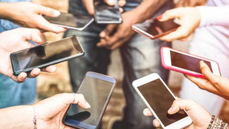   Telefondan çox istifadə edənlərə   pis xəbər - Bu xəstəliklərə səbəb olur