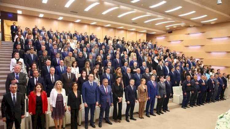    Binəqədidə Ulu Öndərə həsr olunmuş tədbir keçirilb -   Fotolar