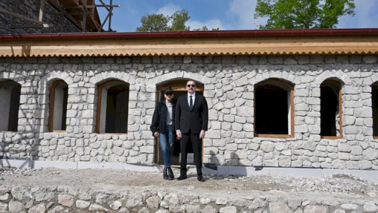    Prezident və xanımı Üzeyir Hacıbəylinin ev-muzeyində aparılan bərpa işləri ilə tanış oldular   