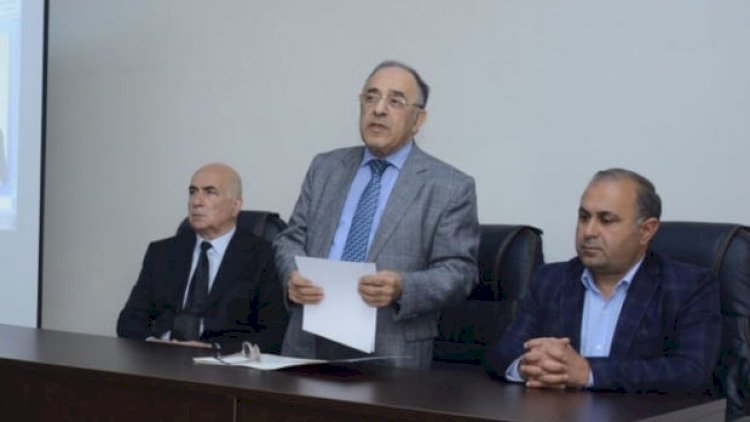    Nazir direktoru təqaüdə göndərdi   