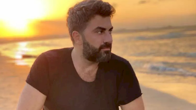    Zaur türkiyəli müğənnilərə əsəbiləşdi: Get, otur evində!   