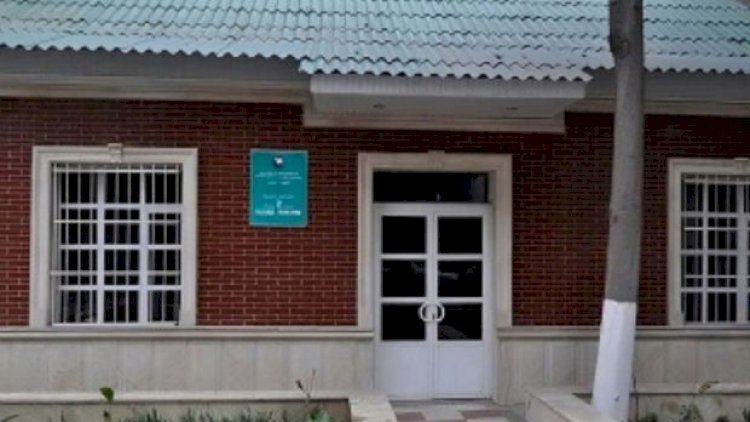    Ziya Məmmədovun yaxın qohumu Gəncədə məktəbliləri çölə atdı    