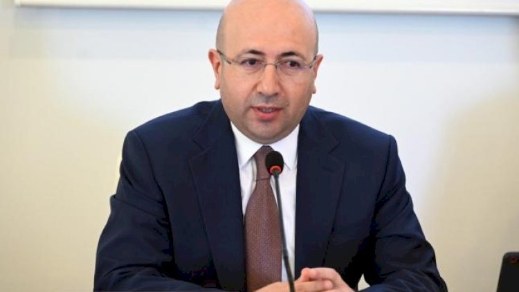    Dövlət Komitəsinin sədri federasiya prezidenti seçildi    