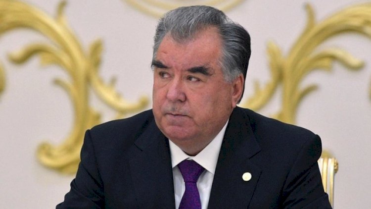    Tacikistan Prezidenti Emoməli Rəhmon Azərbaycana gəldi   