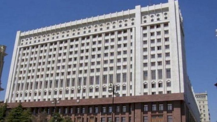    Prezidentin köməkçilərinin sayı azaldı - SİYAHI    