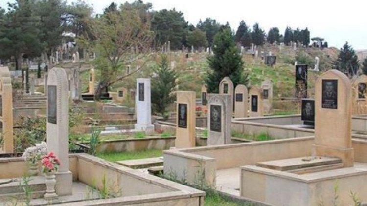    “Qırx”a qədər başdaşı qoyulması problemi: “Din xadimləri bu yola öz bizneslərini qurub”   