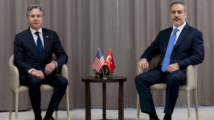    Hakan Fidan Antoni Blinkenlə görüşdü   