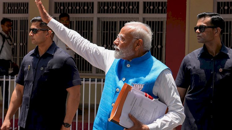    Modi istefa verdi   