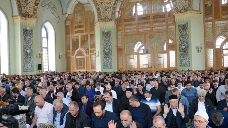   Bayram namazı bu tarixdə qılınacaq    