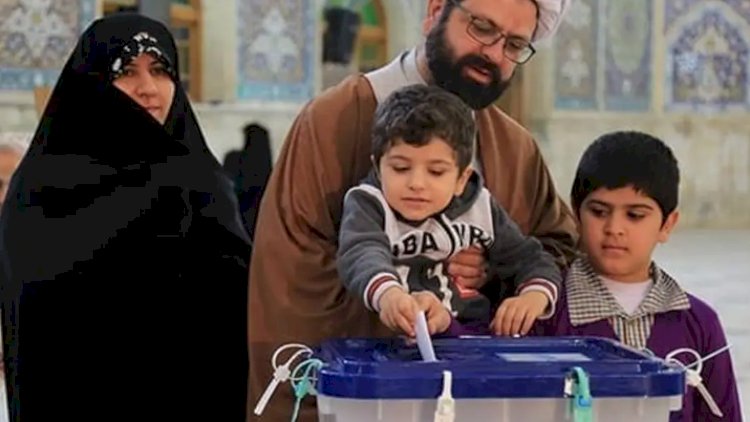    İranda seçkilərlə bağlı sorğu keçirildi   