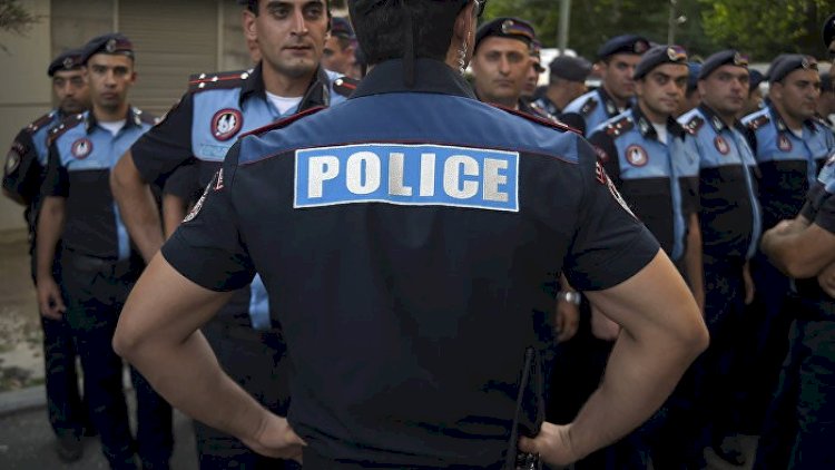    Polis keçmiş deputatı və oğlunu axtarır - Foto   