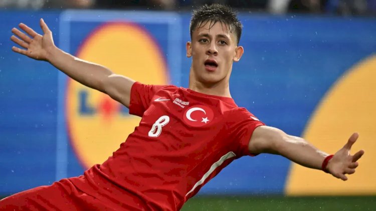    Arda Gülərdən Montella ilə bağlı paylaşım - FOTO   