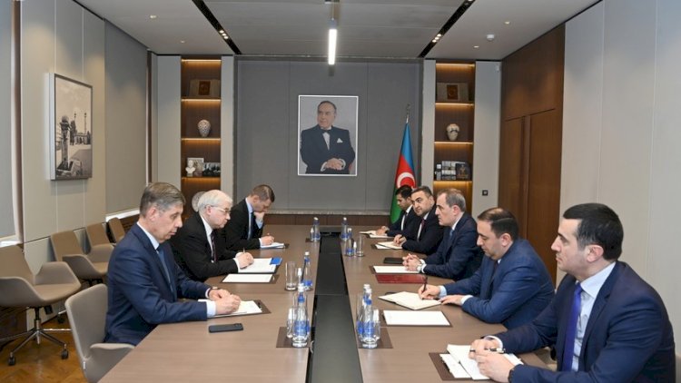    Ceyhun Bayramov İqor Xovayev ilə regionda mövcud vəziyyəti müzakirə etdi   