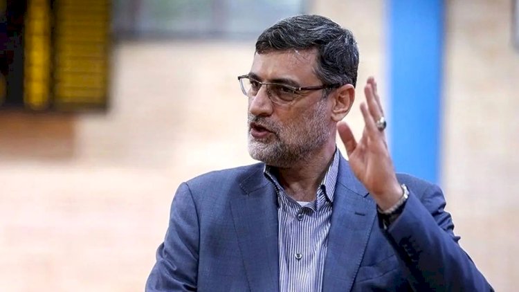    İranda namizədlərdən biri geri addım atdı   