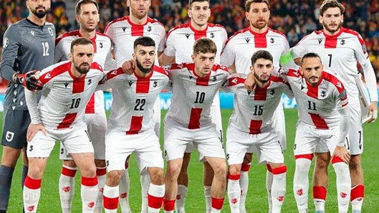    Ronaldo ilə şəkil çəkdirən uşaqlar 11 il sonra onu məğlub etdilər   