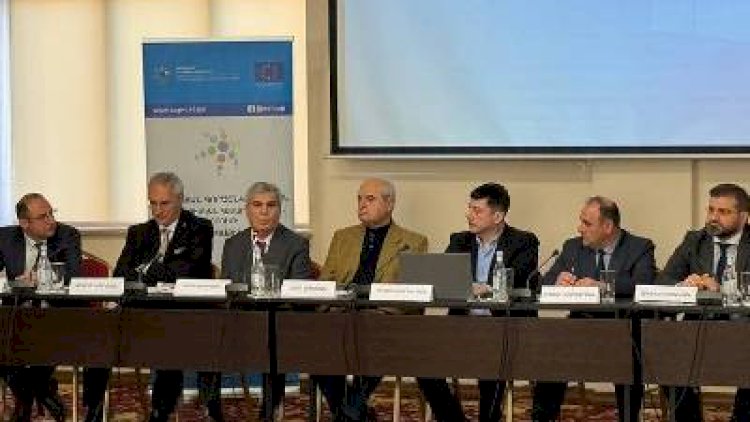    Aİ-yə üzvlüklə bağlı referendum şousu - Erməni nəşrinin təhlili   