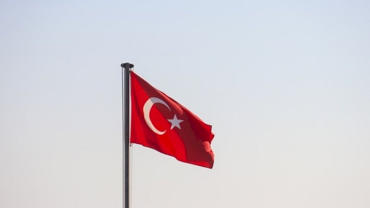    Türkiyədə bir neçə nazirin istefaya göndəriləcəyi gözlənilir    