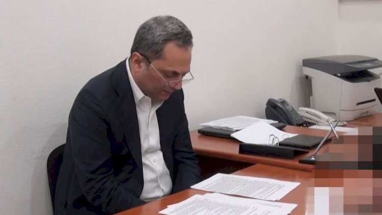   Korrupsiyaya görə tutulan Xidmət rəisi azadlığa çıxdı   