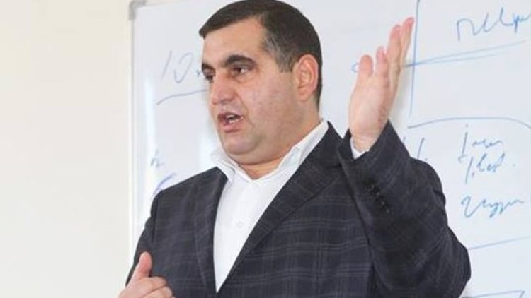    Qohumlara vəzifə vermək də qadağan olunsun!   