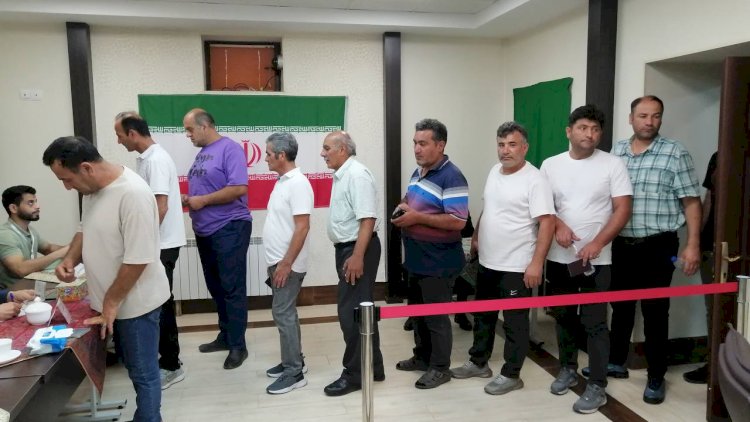    Bakıdakı İran səfirliyində səsvermə keçirilir   