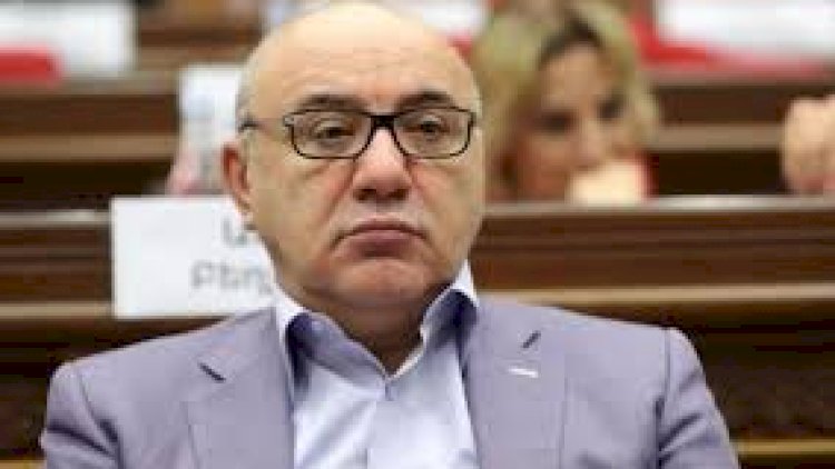    Simonyan: Rusiyaya yeni səfir tezliklə təyin olunacaq   