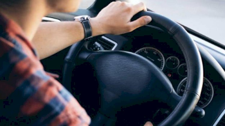    Avtomobildə quraşdırılan monitor “Kurdlar Vadisi”nə baxmaq üçündür? –   “Bunu dərk edən sürücü...”