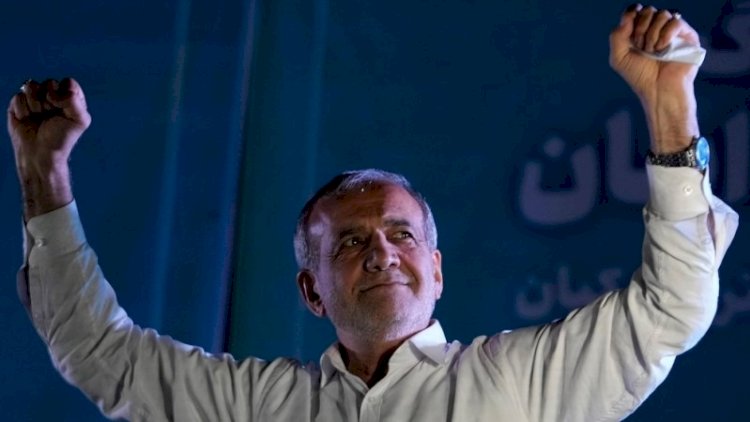    Güney Azərbaycanda qələbə şənlikləri keçirilir   