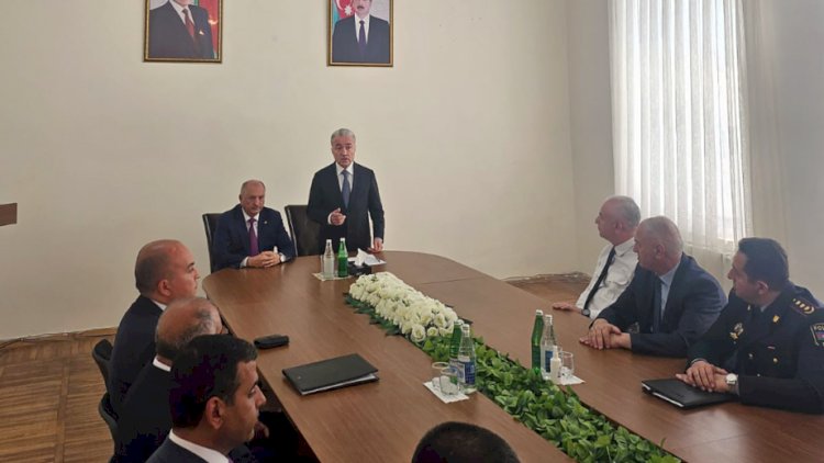    Əziz Əzizov kollektivə təqdim olundu   