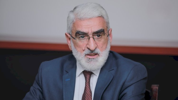    “Deyirlər ki, seçkidə hakimiyyət müxalifətə “yaşıl işıq” yandıracaq”   