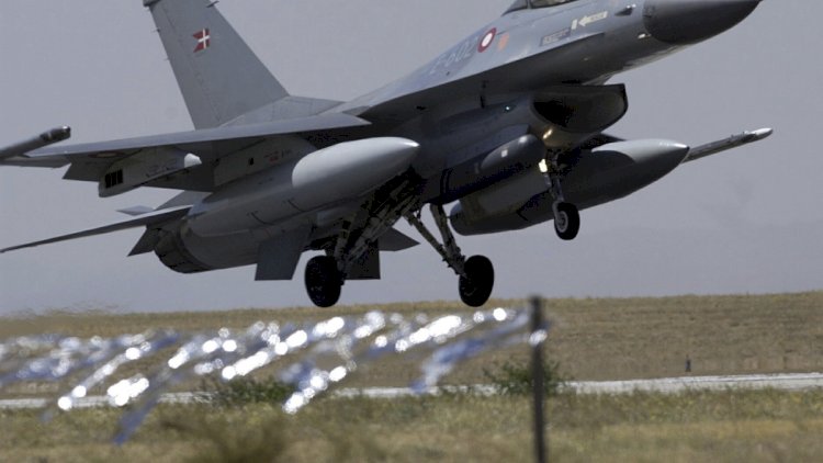    Norveç Ukraynaya F-16 qırıcıları tədarük edəcək   