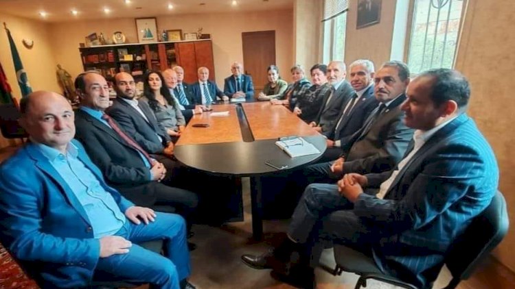    Müsavat daha 4 nəfərin deputatlığa namizədliyini irəli sürdü - ADLAR   