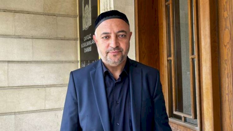    Aşurada qan çıxarmaq üçün başlarını yarırdılar​ - ​Hacı Bəxtiyar   