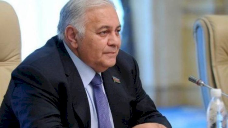    YAP-dan Oqtay Əsədova ağır zərbə   
